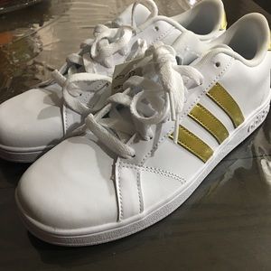 Adidas Baseline Sneaker
